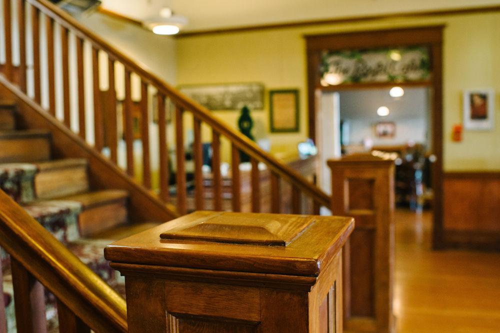 Royal Hotel Chilliwack Zewnętrze zdjęcie