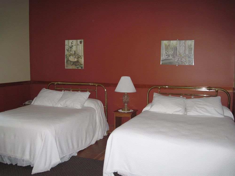 Royal Hotel Chilliwack Zewnętrze zdjęcie
